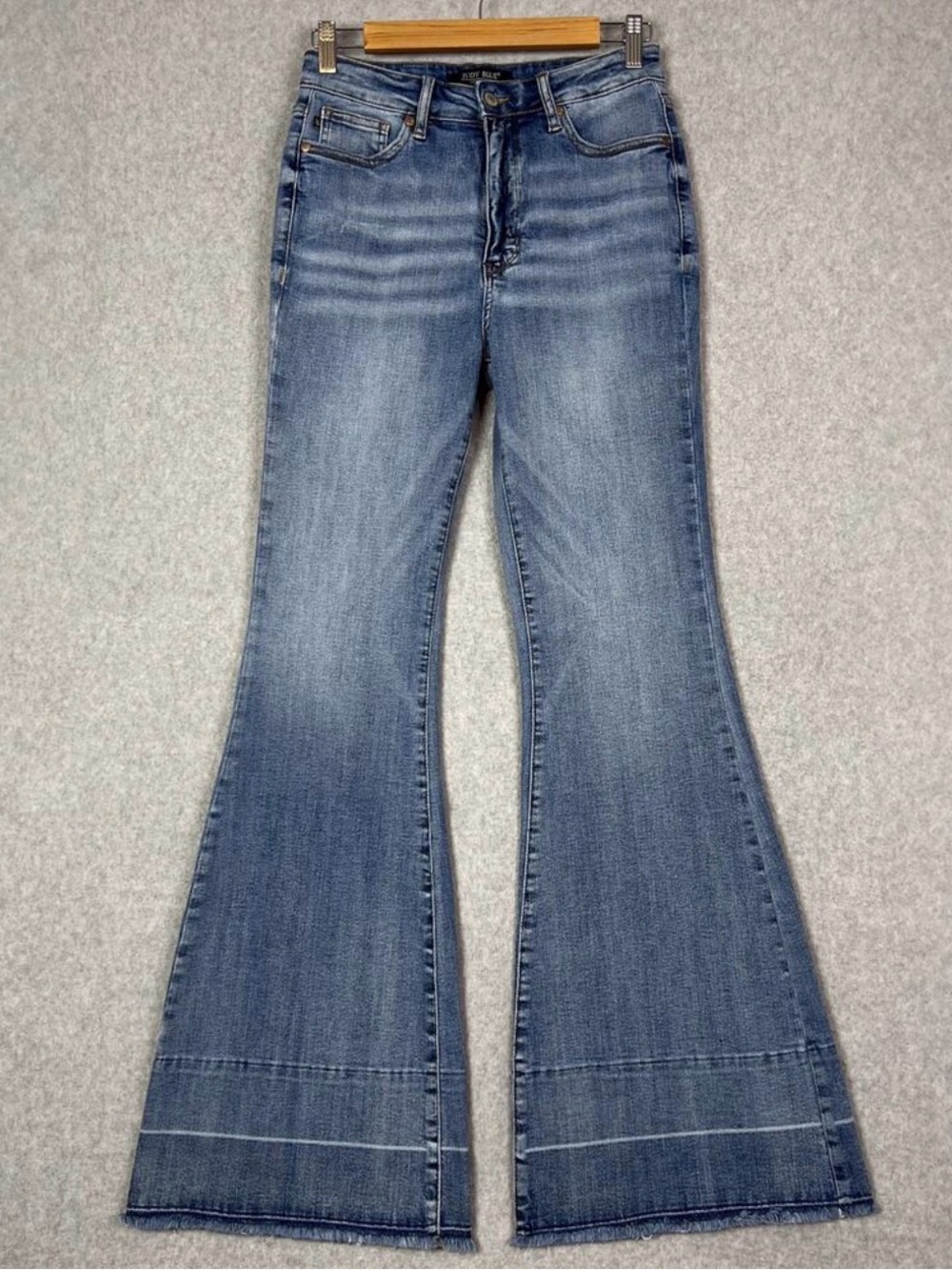 Judy Blue Light Wash High Waisted Flare Jeans Size 7/28